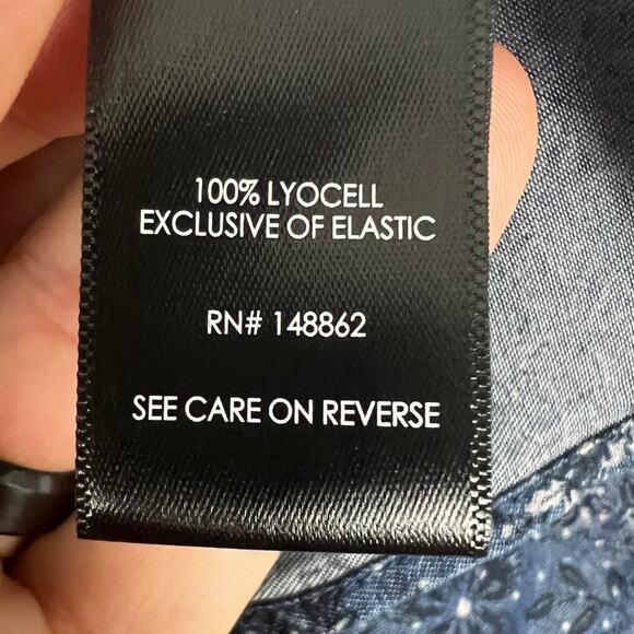 NWT Torrid Womens 2X Chambray Smocked Puff Sleeve Boho Cottagecore Mini Dress - Picture 9 of 13